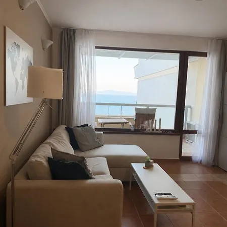 Апартамент Sea View Поморие