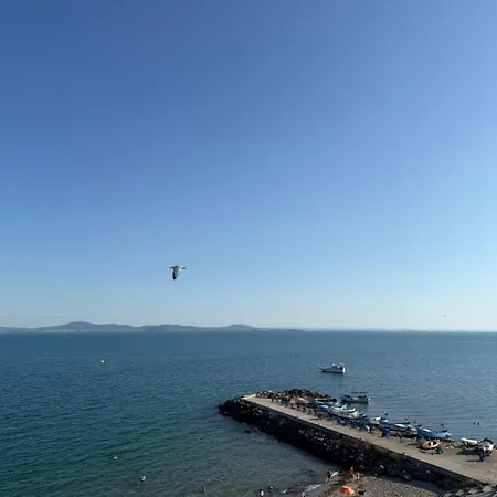 Sea View Апартамент Поморие